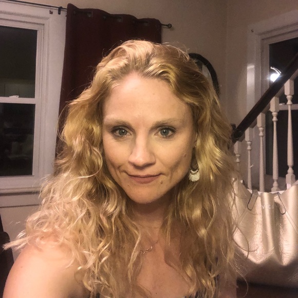 Meet your Posher, Aimee - Picture 1 of 1